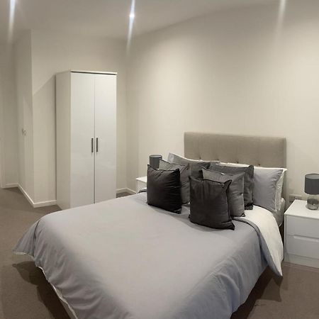 Immaculate 2Bed Apartment In London- City Views ภายนอก รูปภาพ