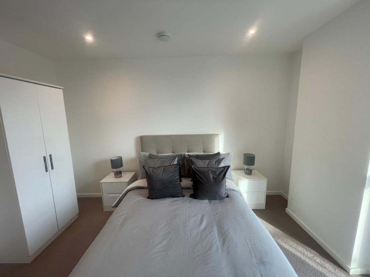 Immaculate 2Bed Apartment In London- City Views ภายนอก รูปภาพ